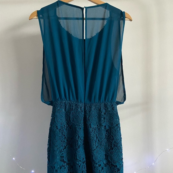 Cerulean Dress - Picture 2 of 4